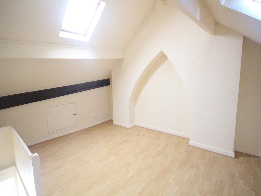 3 bedroom terraced house To Let in Barnoldswick - IMG_2188.jpg